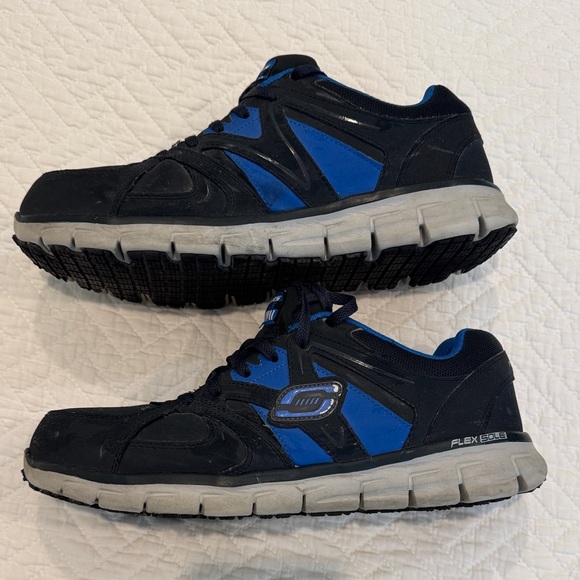 Skechers Men's Black and Blue work sneakers with alloy toe ( safety shoes ) - Picture 2 of 6